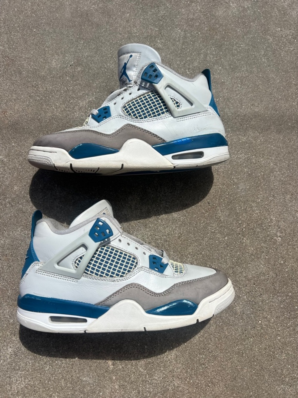 Jordan 4 size 6.5 beaters